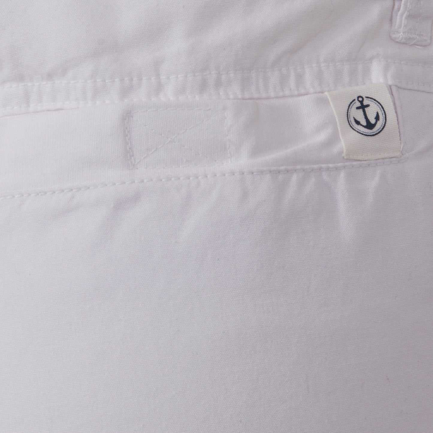 LJ4 - Ladies 3/4 Length Trousers - White