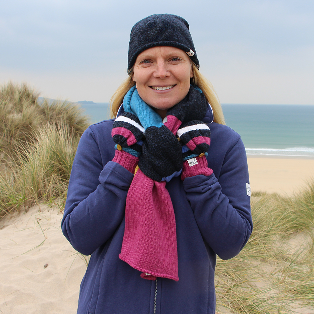 LJ72 - Colour Block Knitted Scarf - Honeysuckle