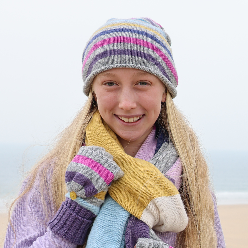 LJ73 - Knitted Hat - Grey Marle