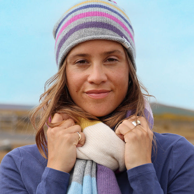LJ73 - Knitted Hat - Grey Marle