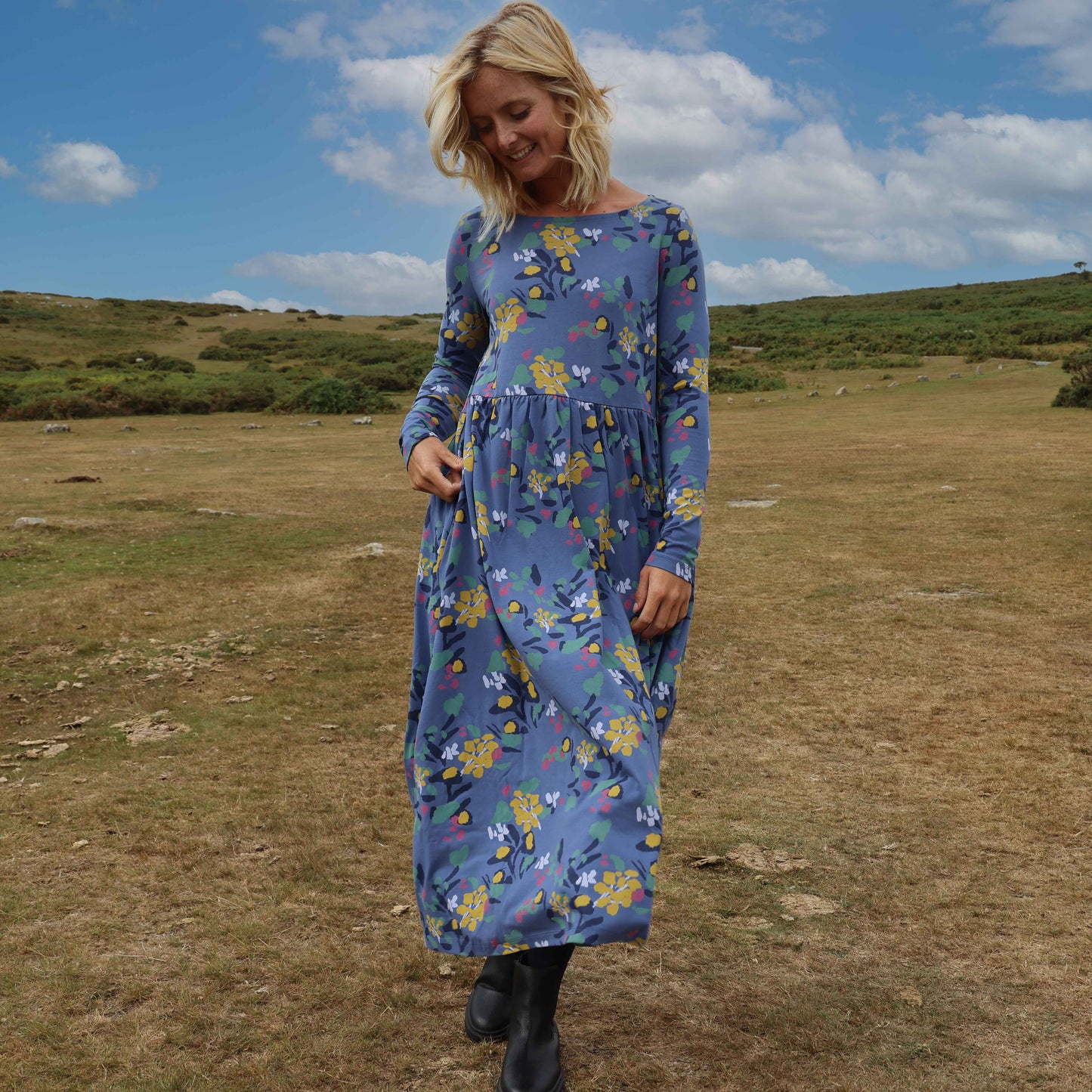 LJ535 - Printed Maxi Dress - Abstract Twilight