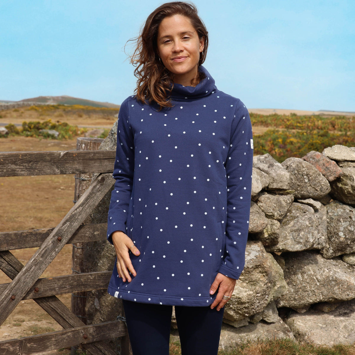 LJ20 - Roll Neck Sweatshirt - Polka Dot Twilight