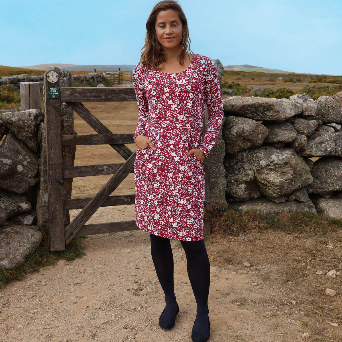 LJ120 - Printed Dress - Petals