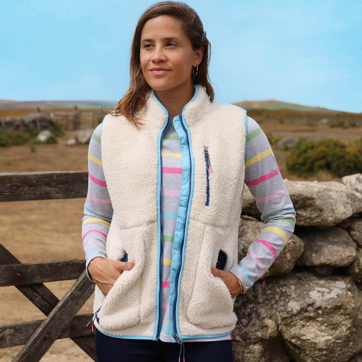 LJ802 - Ladies Sherpa Fleece Gilet - Oatmeal Spearmint